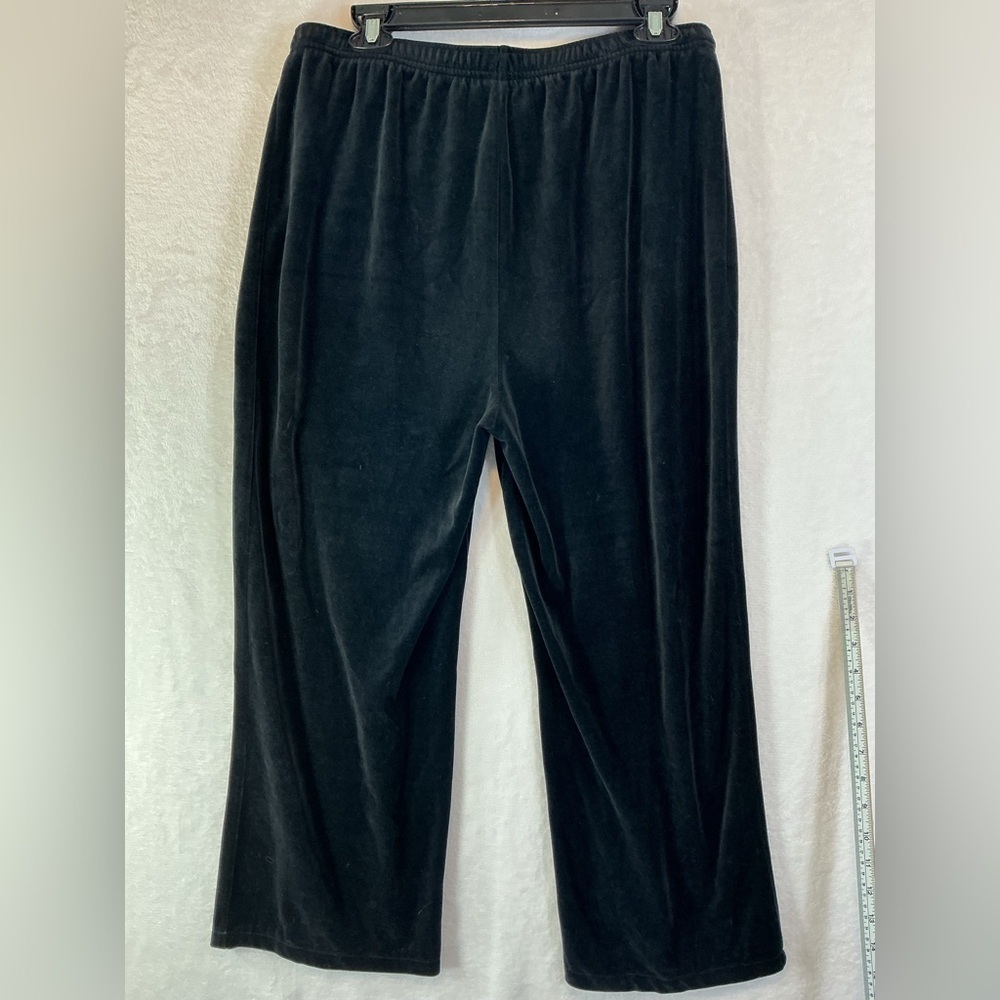 Elegant Black Wide Leg Women's Trousers - Picture 7 of 7